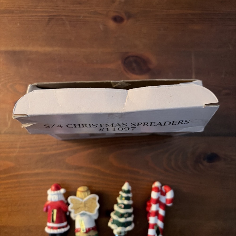Holiday Christmas Spreaders Cheese Butter Set 4 Unbranded 11097 Original Box - Picture 5 of 7